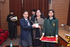 606972946_18210161110315471_4486045143187581304_n